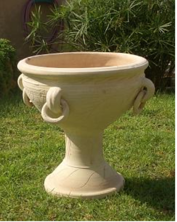 POT 152 / Ringed Garden Urn